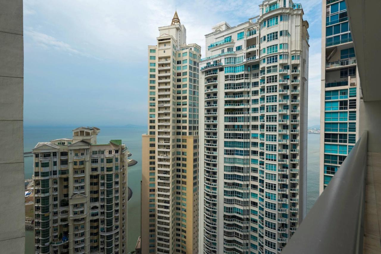 Jw Marriott Panama Otel Dış mekan fotoğraf Residential buildings in Panama City