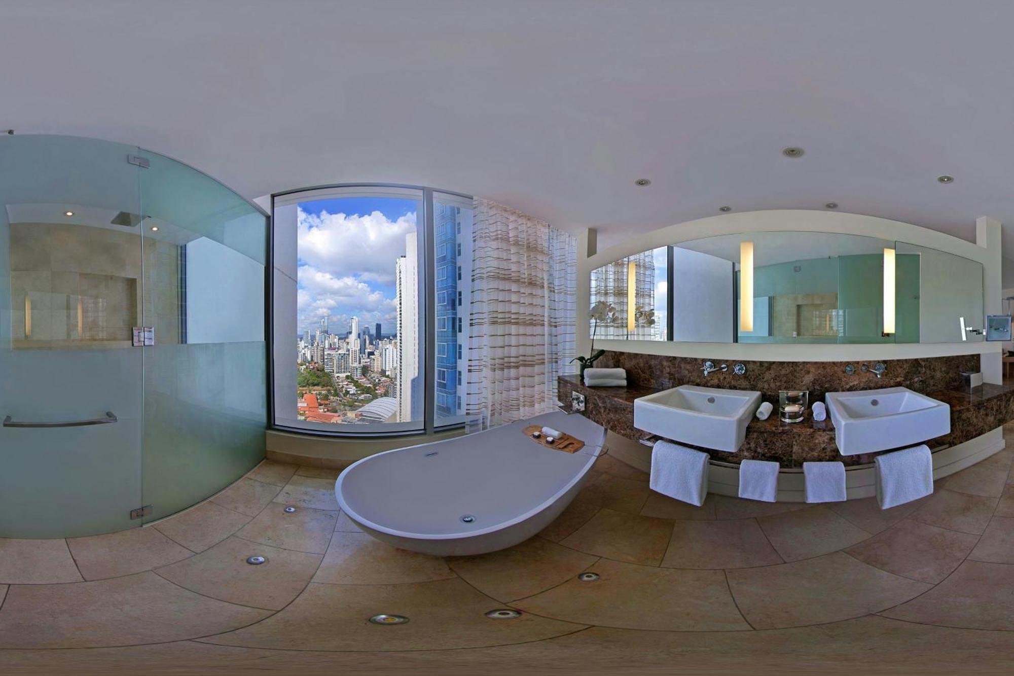 Jw Marriott Panama Otel Dış mekan fotoğraf Bathroom in the Mandarin Oriental, Munich